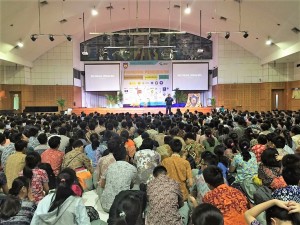 Happy Teen Workshop oleh Ricky A. Suroso (trainer AKLTG) bagi 800 siswa SMAK 5 Penabur Jakarta